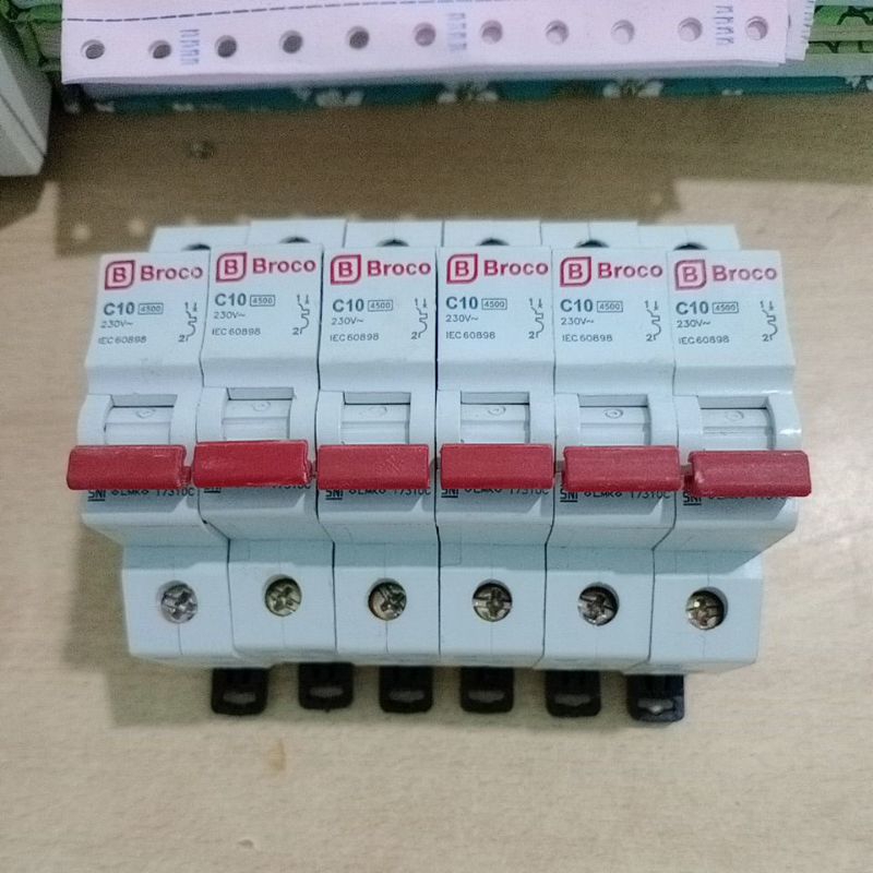 mcb broco c10