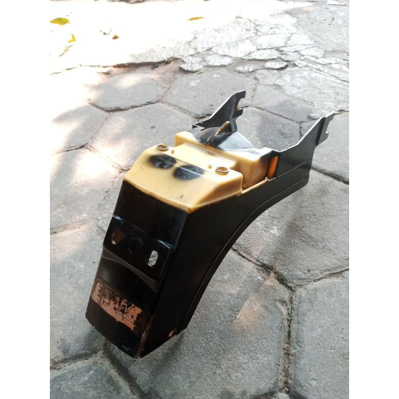 spakbor belakang astrea 800 ORIGINAL spakbor belakang astrea800 slebor belakang astrea 800 Ori