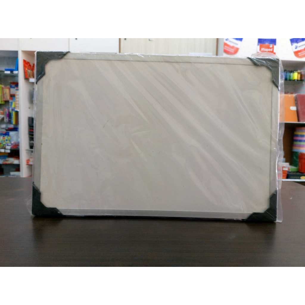 

Papan Tulis Kecil / White Board mini 20 x 30cm