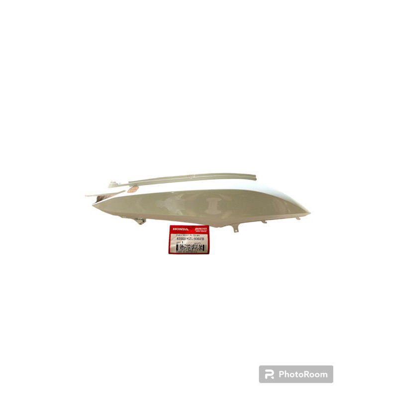 83500 KZL 930ZB COVER BODY R COVER BODI BELAKANG BAGIAN KANAN HONDA SPACY ORIGINAL AHM