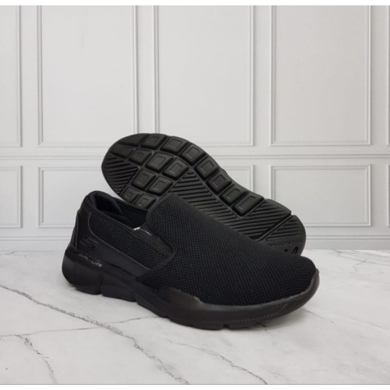 SEPATU SKECHERS Man EQUALIZER/ SKECHERS Man Equalizer Pria Slip-On