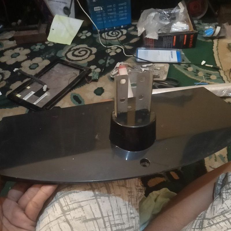 DUDUKAN STAND KAKI TV TOSHIBA 32PB2E 32PN10E 32PB1E