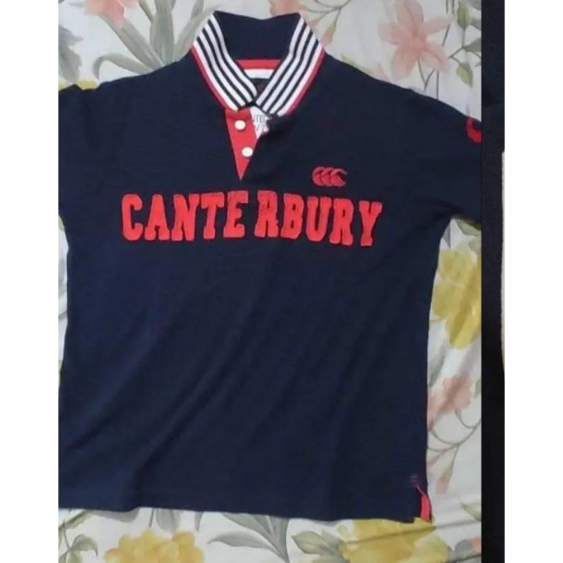 Kaos Kerah Canterbury