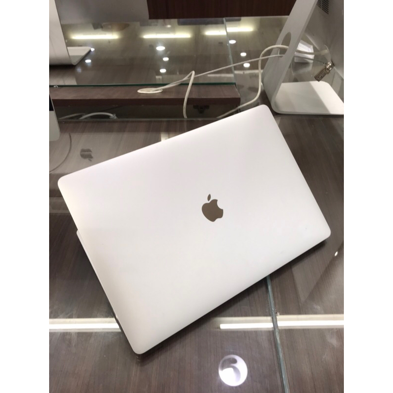 PROMO SECOND Macbook Pro Touchbar 15inch 2016 Ci7