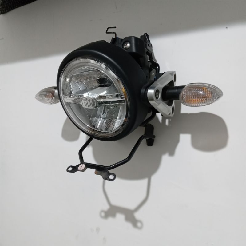 lampu depan yamaha xsr original