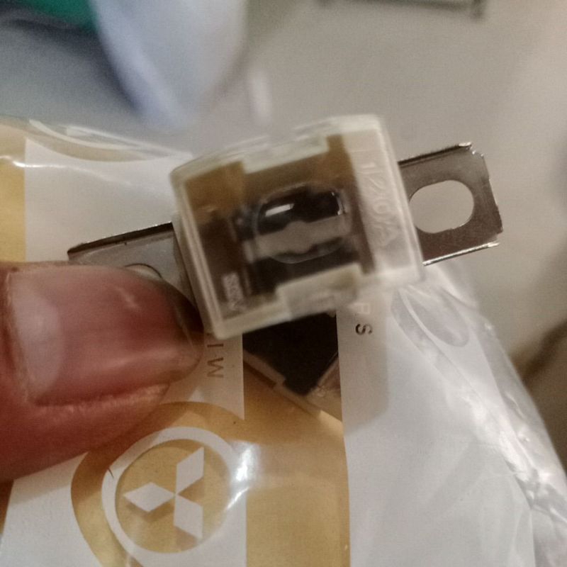 sekring fuse 120 ampere untuk Mitsubishi canter sekring pusat