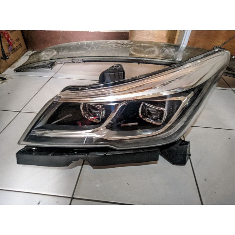 Headlamp lampu depan wuling Cortez LED original