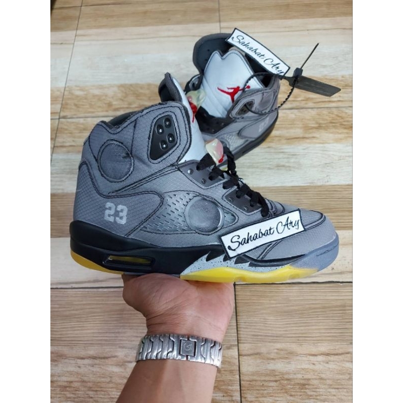 Sepatu AJ 5 Black Off White