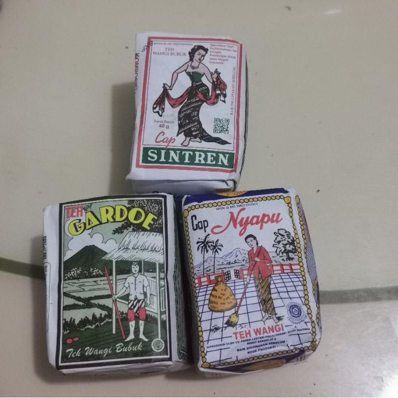 

Paket Teh Racikan Khas Solo/Teh Tubruk (Sintren, Nyapu, Gardoe) Enak, Mantap & Nikmat