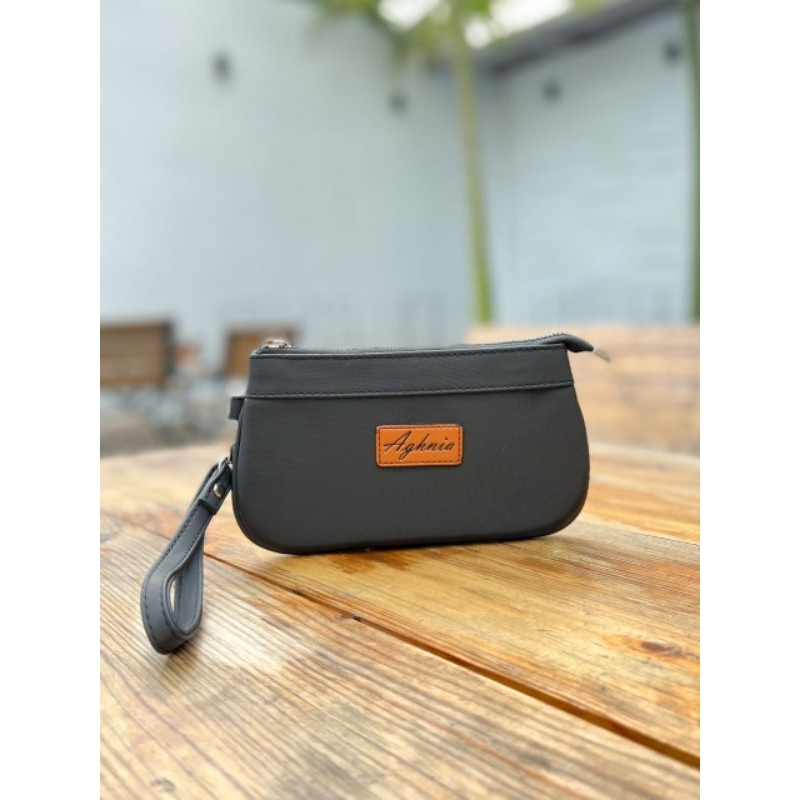 GANIA By Aghnia Dompet Pouch Simple Wanita Chocoly Anti Air