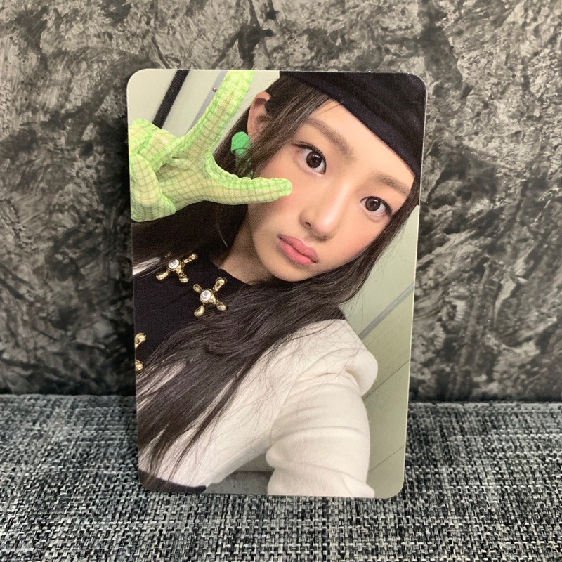 [SOLD] Photocard Minji NewJeans OMG Broadcast Inkigayo