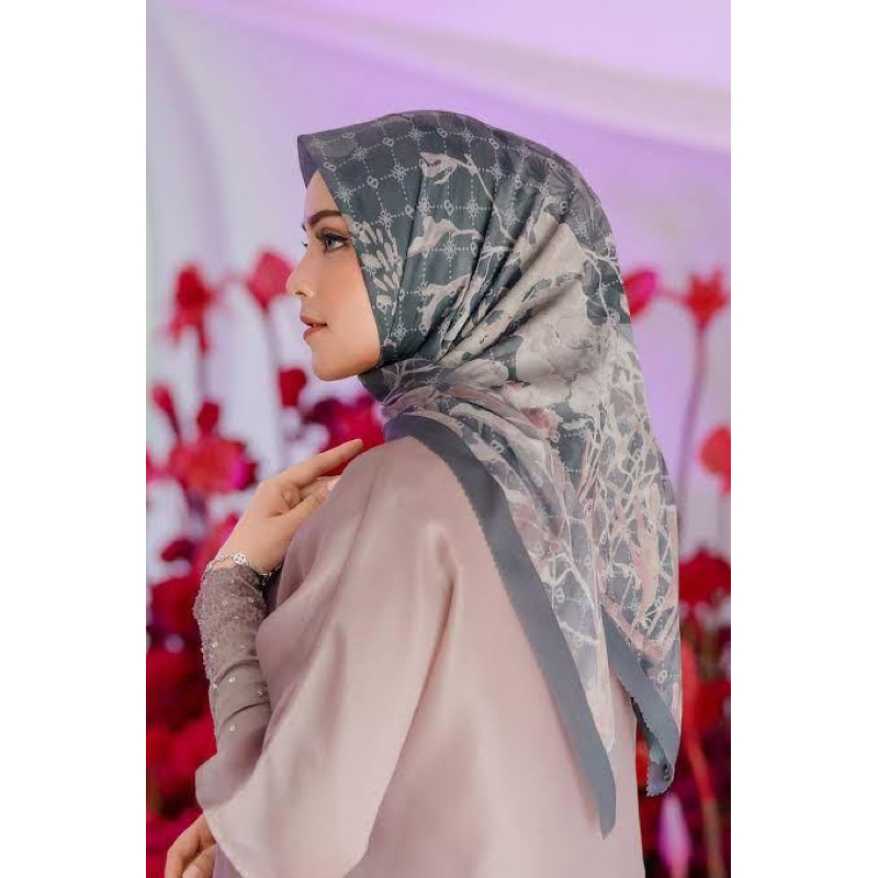 Preloved Buttonscarves Xanadu Midnight