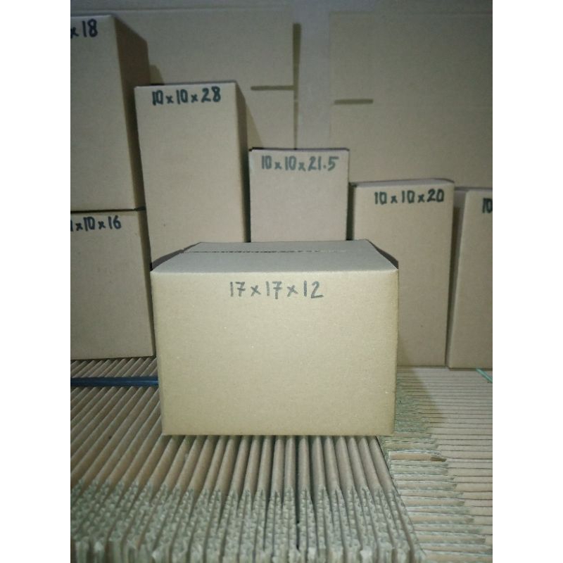 

kardus 17x17x12 cm polos luar dalam