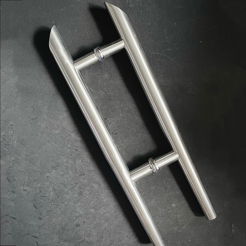 handel pintu / tarikan pintu / handel pintu kupu tarung / door handle