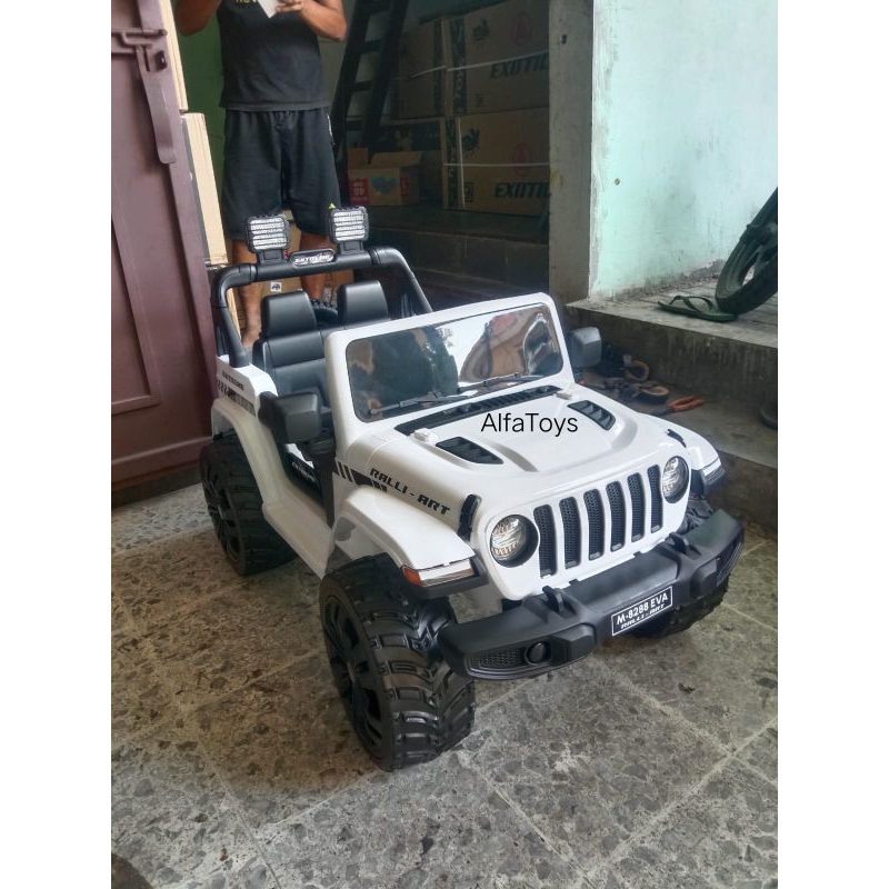MOBIL AKI JEEP RUBICON M8288 EVA M8288 DUAL OFF ROAD RODA KARET M8288