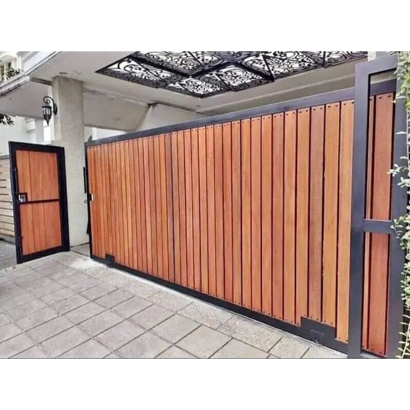 pagar tralis besi minimalis aesthetic model terbaru motif kayu GRC woodplank / pagar pintu gerbang /