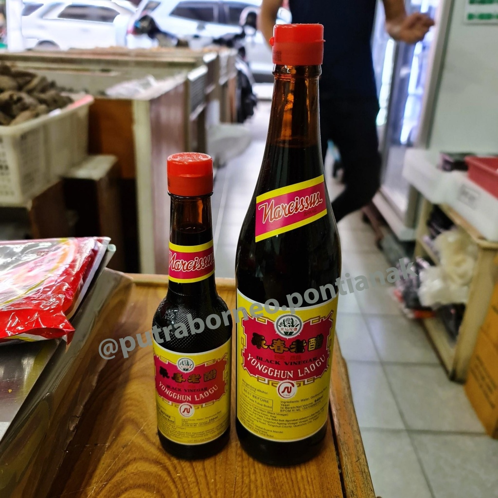 

Black Vinegar 640ml / Cuka Hitam Narcissus / Cuka Hitam China / Bumbu Masak China