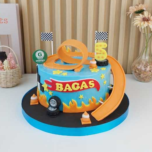 

CAKE TEMA HOT WHEELS UK 20CM ( tanpa mainan ) / KUE ULANG TAHUN CUSTOME