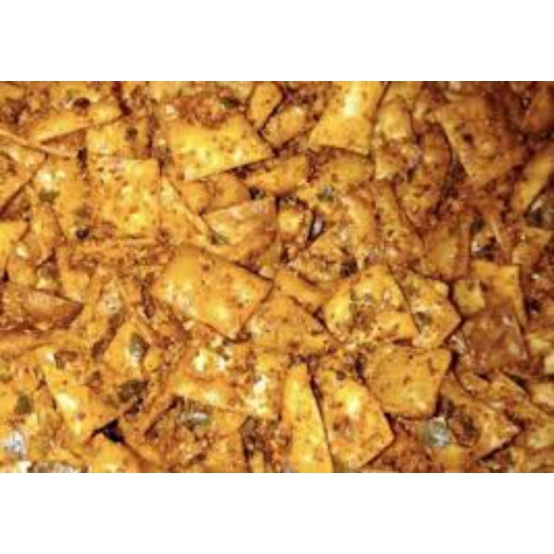 

Makanan ringan Pangsit Pedas Daun jeruk 300gram