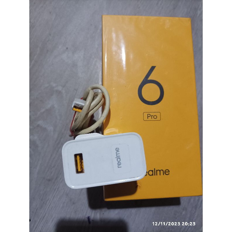 charger copotan realme 6 pro 30w