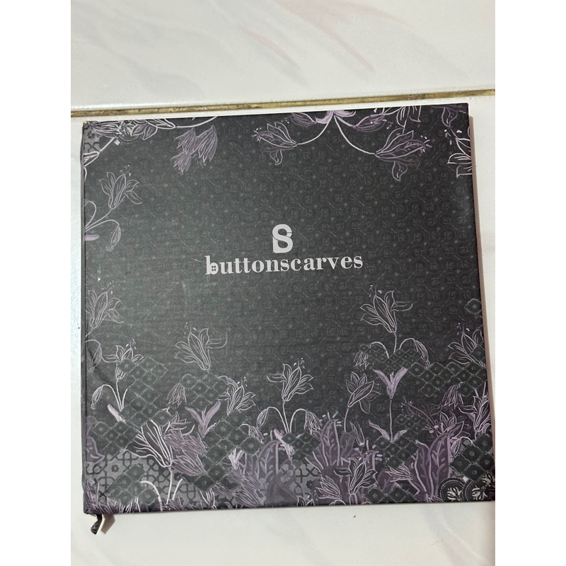 PRELOVED BUTTONSCARVES MAHARANI - NAVY