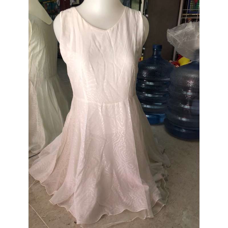 Dress putih anak remaja  9 10 tahunan