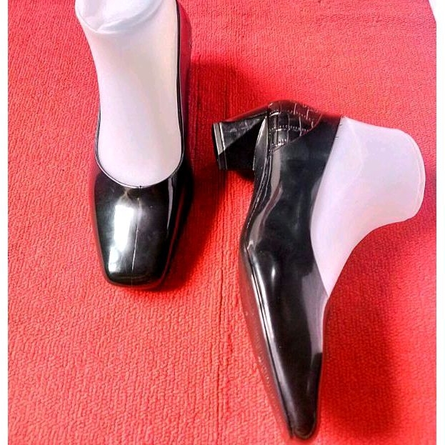 sepatu kerja hitam import..sepatu hitam wanita..sepatu pansus hitam tumit
