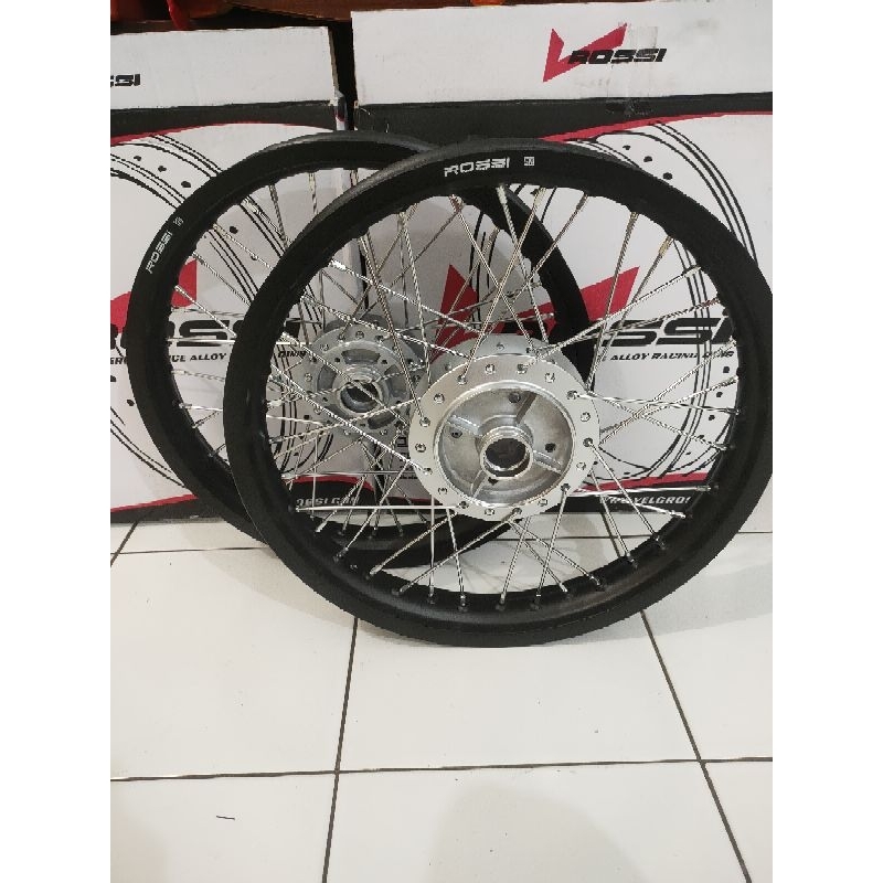 Velg Motor  SupraX 100/ Honda Win / Supra lama / legenda/ Grand Astrea/ Tromol set jari Velg Ukuran 