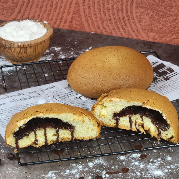 Roti Boy Coklat Kopi by Laris Manis
