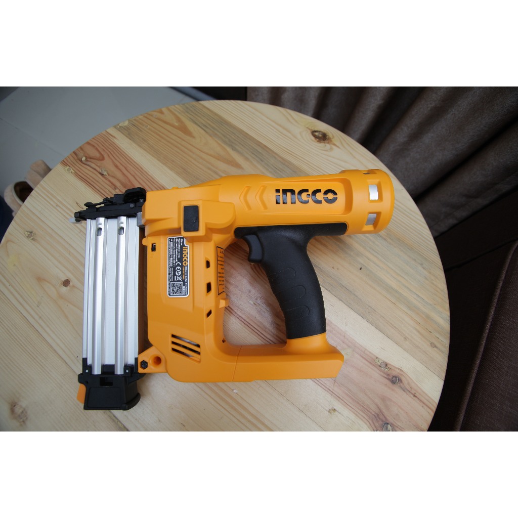 CORDLESS AIR NAILER GUN STAPLES PAKU INGCO 20V P20S CBNLI2028