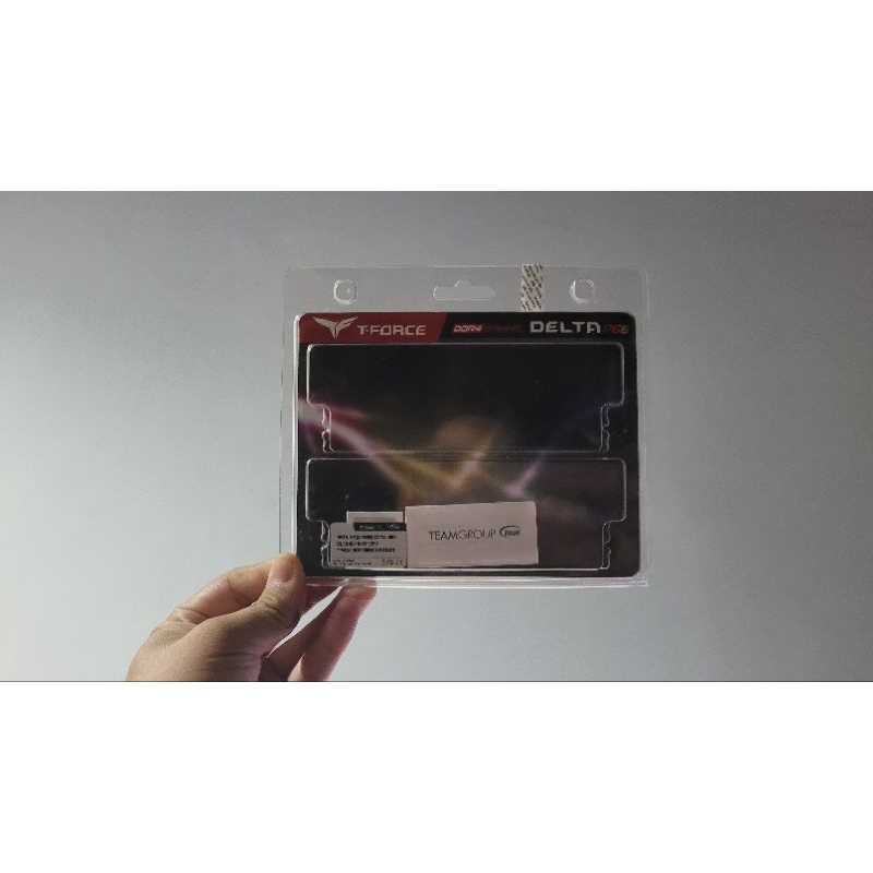 RAM team t force delta rgb 16GB (2x8) 3000mhz - tf4d416g3000hc16cdc01