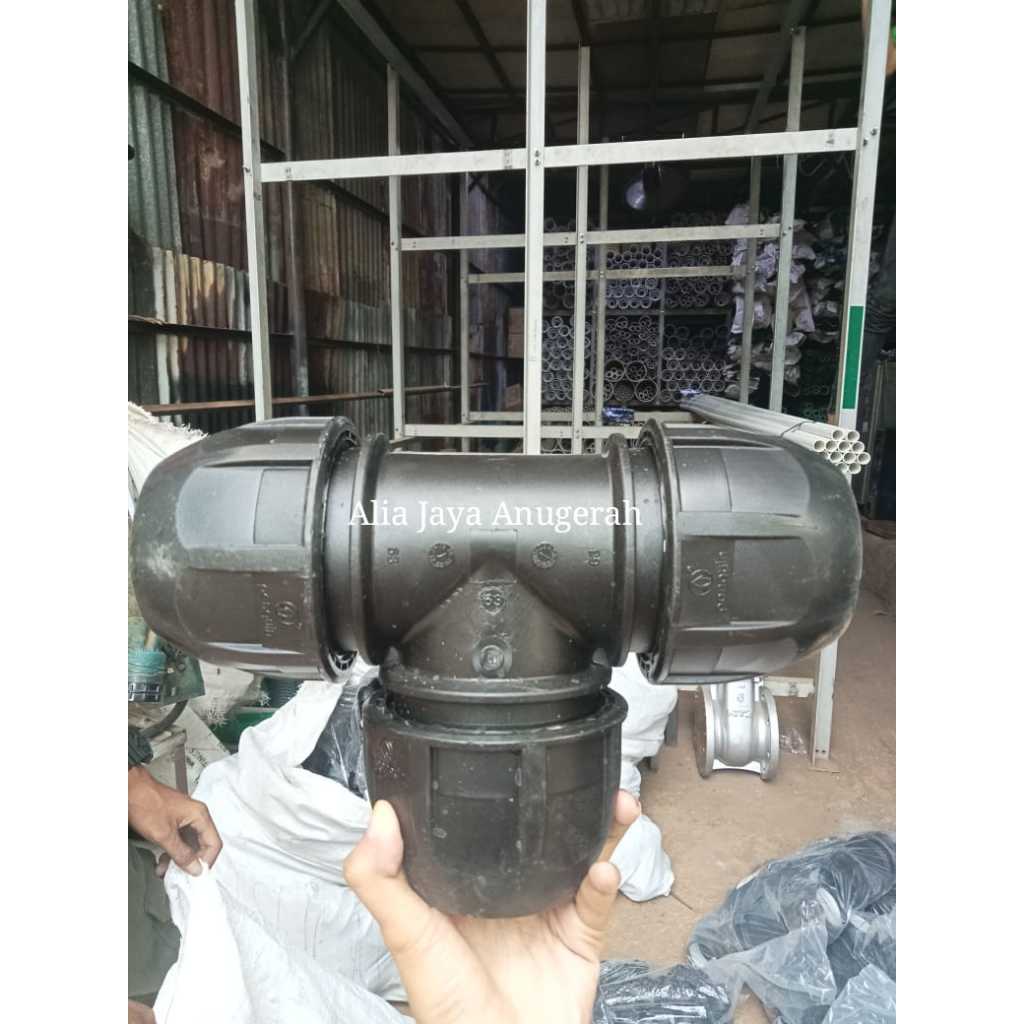 Equal Tee HDPE Compress 3/4 inch (25mm) / Tee HDPE 25mm / Tee HDPE 3/4" Compress / Tee 3/4" HDPE Com