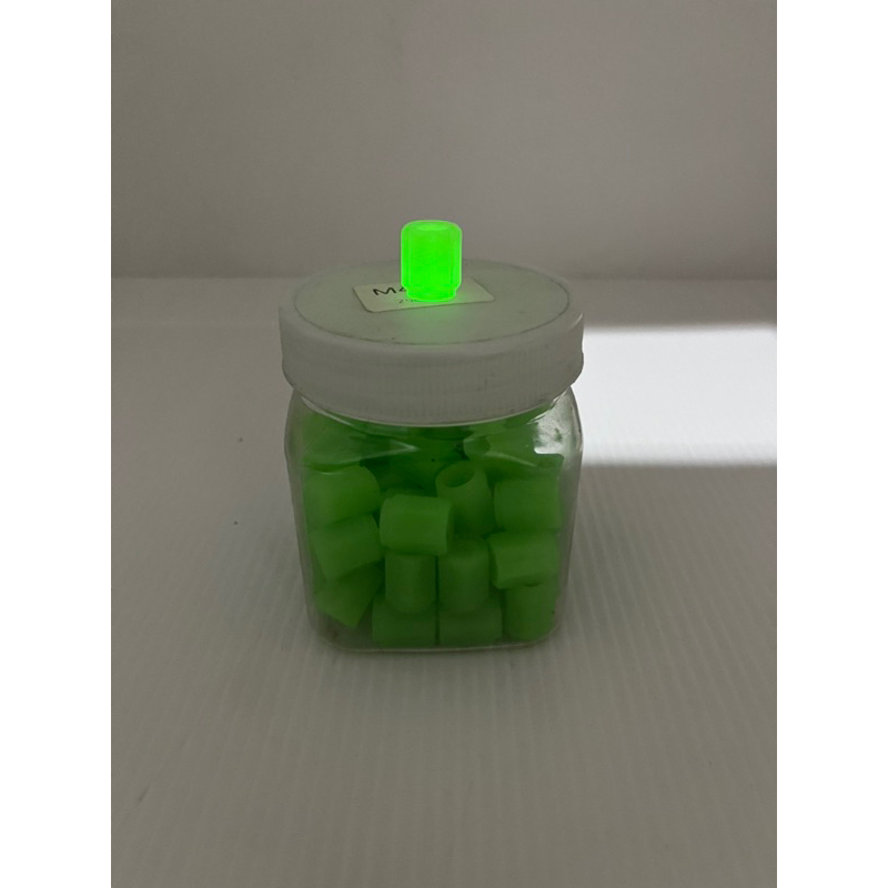 PENTIL BAN / PENUTUP BAN GLOW IN THE DARK