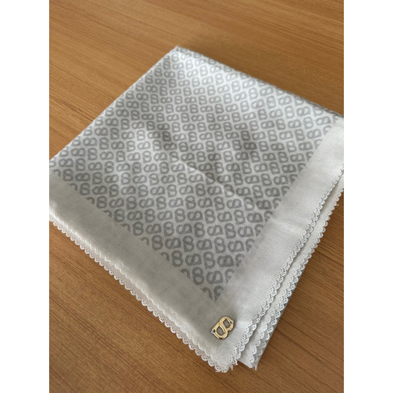 The Tapis Square - Seed