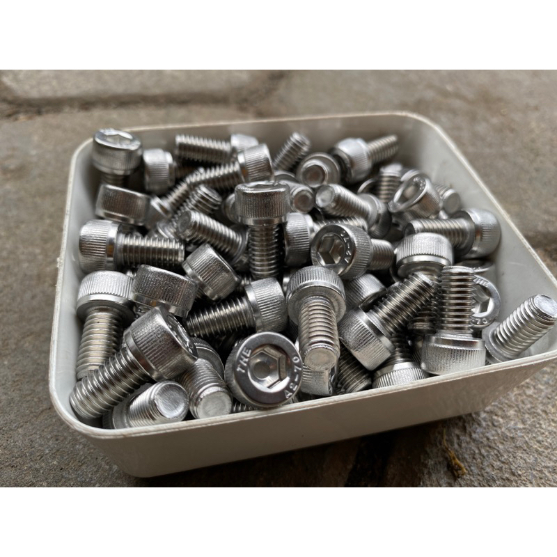 Baut L Stainless M8x15 THE