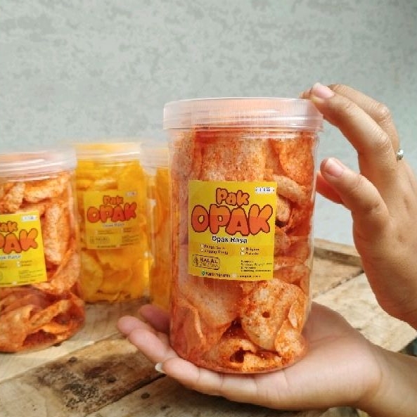 

Kripik PAK OPAK Rasa PEDAS GURIH Cemilan bahan singkong Enak