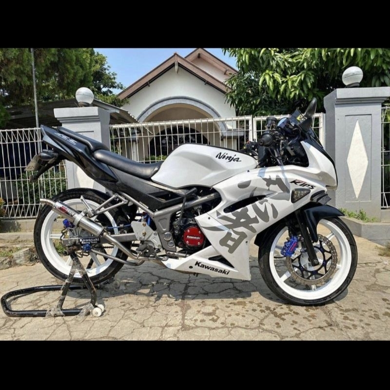 Stiker ninja rr new// stiker cuting kanji//striping ninja rr new
