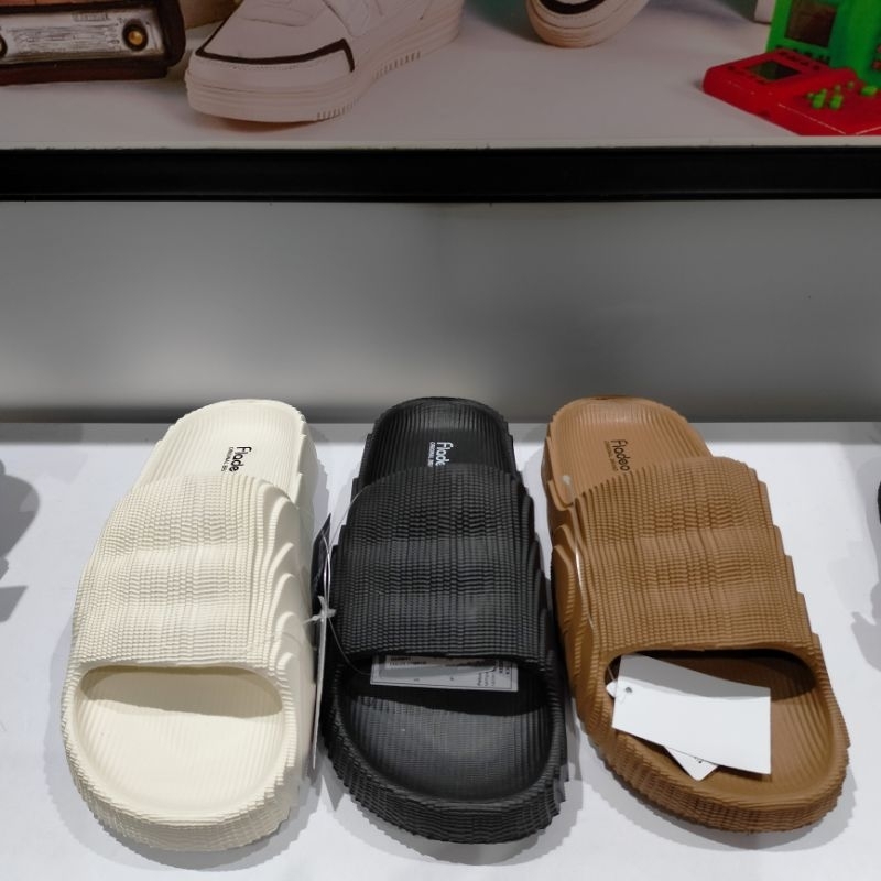 sandal karet ringan fladeo unisex(cewek cowok bisa)