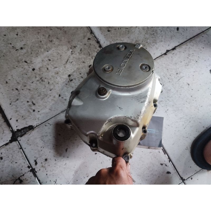 blok oli blok kanan original komplit karisma supra x125 kirana