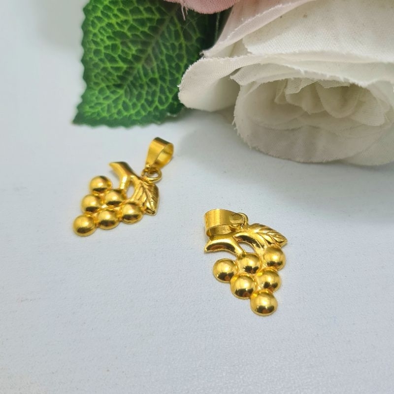 Liontin Motif Anggur Emas Muda