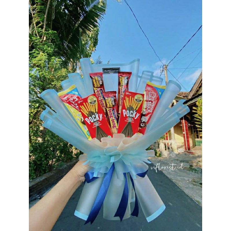 

BOUQUET SNACK MURAH/HAMPERS/KADO WISUDA/KADO ULTAH