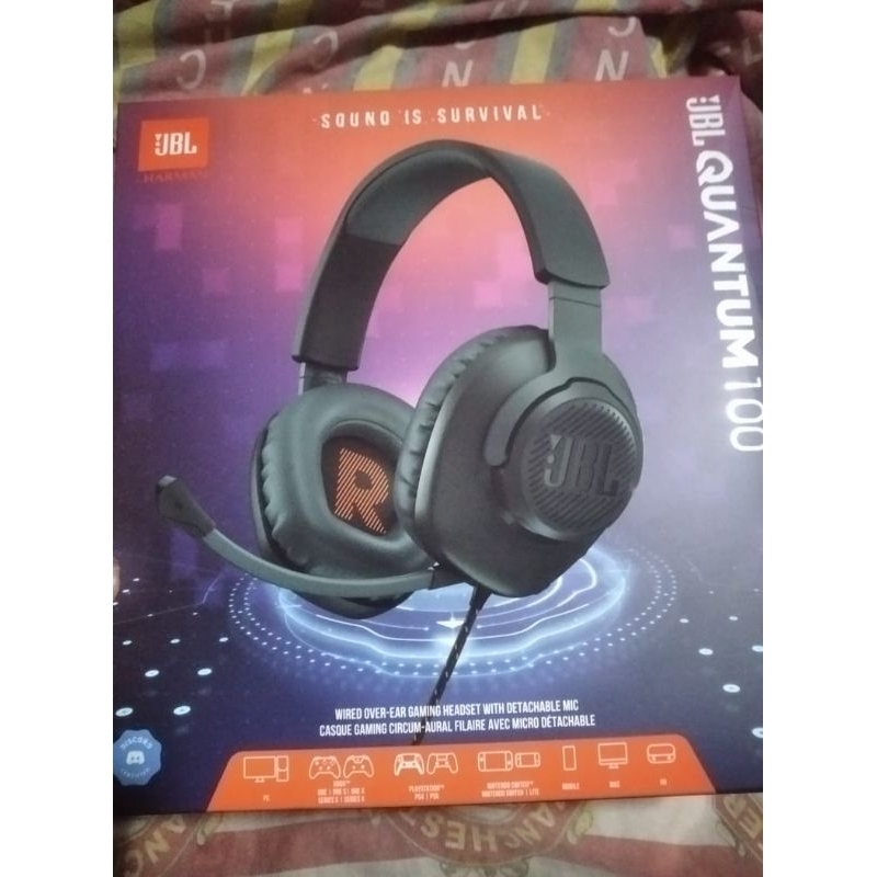 JBL Quantum 100 Headset Gaming Over-Ear Berkabel