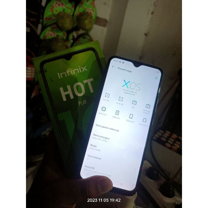 infinix Hot 10 play ram 4/64 gb