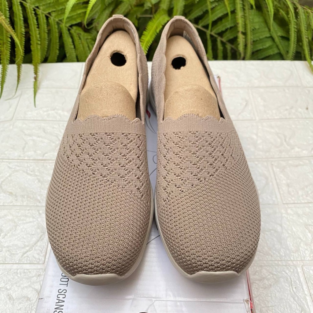 ONLY 38 SEPATU SKECHERS WANITA TERBARU!! Skechers GO WALK ARCHFIT SEAGER 158557 TAUPE SEPATU SLIPON ORIGINAL COD SNEAKERS SPORTY WALKING NYAMAN