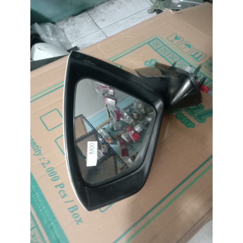 Spion mobil Avanza Veloz 2023