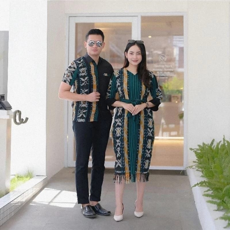 READY STOK SET COUPLE DRESS TENUN TUNIK TENUN SET COUPLE KELUARGA BAJU COUPLE KEKINIAN COUPLE NATAL 