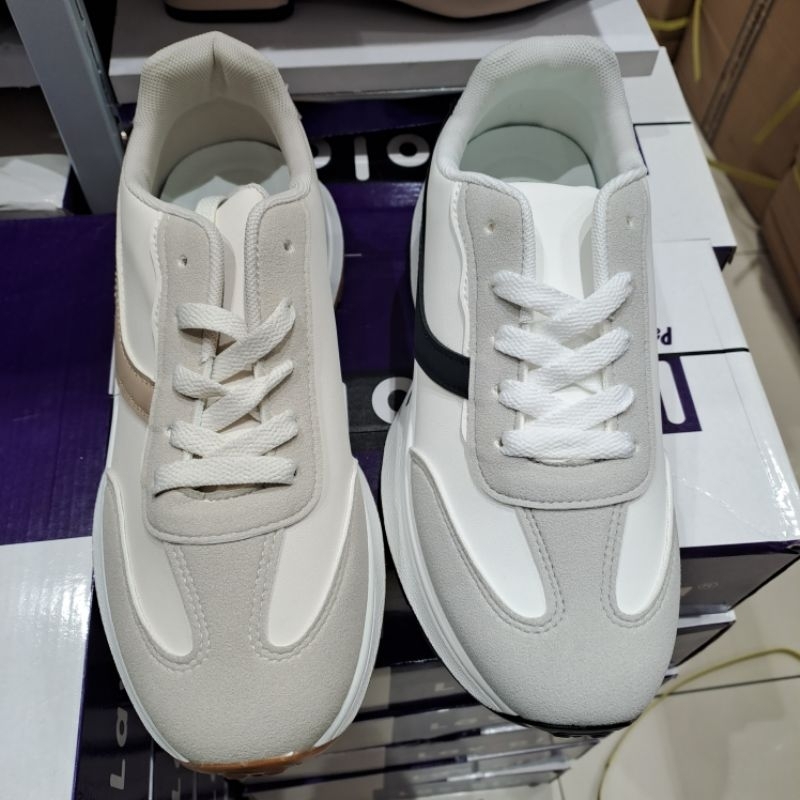 SEPATU SNEAKERS WANITA NEW ARRIVAL