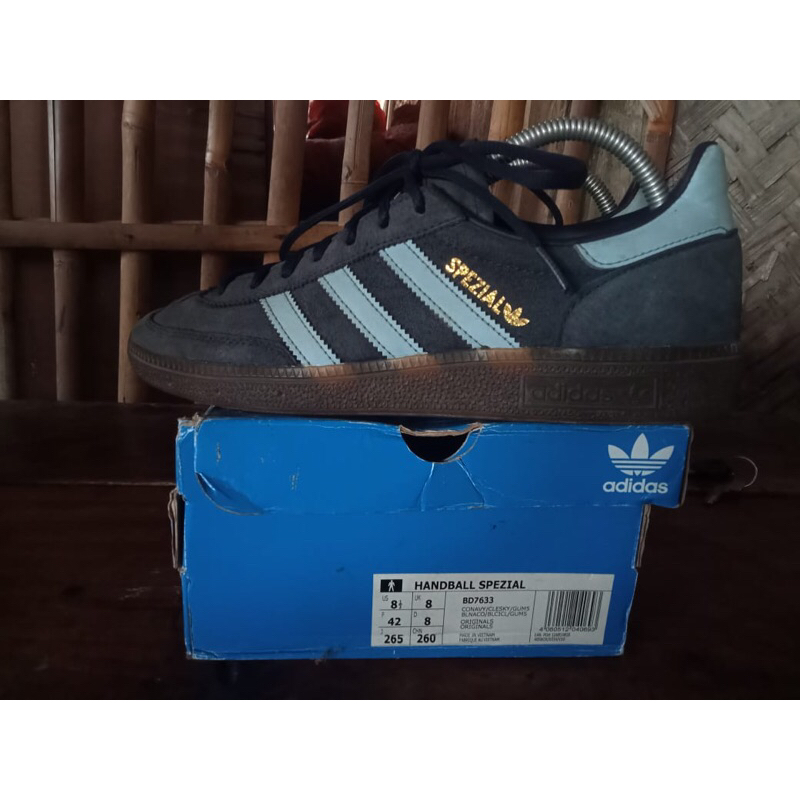 Sepatu Adidas Spezial Second