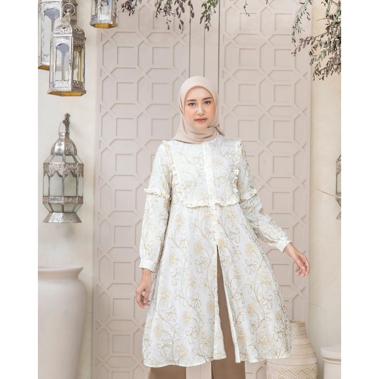 Emily Tunic Heaven Lights (VANILLA XXL)