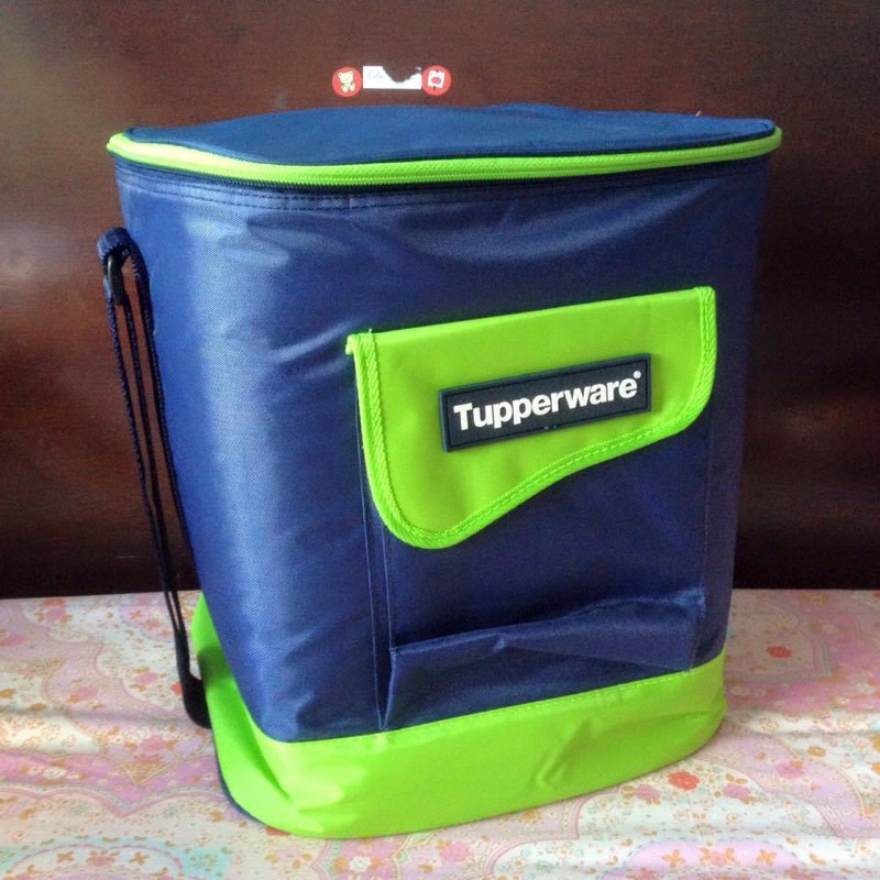 Tas traveling tupperware